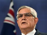 Der australische Minister für indigene Australier, Ken Wyatt, will ein Referendum über die Anerkennung australischer Ureinwohner in der Verfassung abhalten. Befürworter der Verfassungsreform argumentieren, sie werde im Kampf gegen die Diskriminierung von Aborigines helfen. (Bild: KEYSTONE/EPA AAP/JOEL CARRETT)
