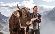 IG-Hornkuh-Uri-Präsidentin Priska Welt möchte dem Uristier wieder seine urtümliche Kraft und Würde zurückzugeben. (Bild: PD)
