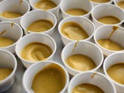 Könnte für Allergiker gefährlich werden: nicht deklarierter Senf in Sojapaste. (Bild: KEYSTONE/MARTIN RUETSCHI)