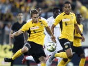 Doppel-Torschütze für YB gegen Eintracht Frankfurt: Gianluca Gaudino (li.) (Bild: KEYSTONE/PETER KLAUNZER)