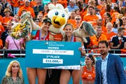 Vor einem Jahr gab es für Tanja Hüberli (links) und Nina Betschart EM-Silber. (Bild: Roland Speijer (The Hague, 21. Juli 2018))