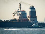 Ein Patrouillenboot der britischen Marine stoppte am 4. Juli einen Supertanker mit iranischem Öl in der Nähe Gibraltars. Nun sollen iranische Militärschiffe versucht haben einen britischen Öltanker zu stoppen. (Bild: Marcos Moreno /AP Keystone) (Bild: KEYSTONE/AP/MARCOS MORENO)