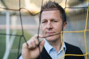 «Er ist unser Fahnenträger», sagt YB-Präsident Hanspeter Kienberger über Christoph Spycher. (Bild: Mario Heller)