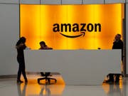 Der Internetriese Amazon setzt in Zeiten der Digitalisierung auf die Fortbildung seiner US-Mitarbeitenden. Amazon nimmt dafür rund 700 Millionen Dollar in die Hand. (Bild: KEYSTONE/AP/MARK LENNIHAN)