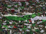 Algeriens Sieg über die Elfenbeinküste am Afrika-Cup wurde in Paris von den algerischen Fans nicht nur friedlich gefeiert (Bild: KEYSTONE/EPA/STR)
