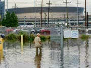 Teile von New Orleans stehen bereits seit Mittwoch unter Wasser. Für den Bundesstaat Louisiana wurde angesichts des herannahenden Tropensturms «Barry» der Notstand ausgerufen. (Bild: KEYSTONE/FR 170690AP/MATTHEW HINTON)