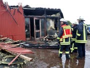Der Sauna-Club im deutschen Nordrhein-Westfalen brannte vollständig ab. Ein Besucher kam bei dem Feuer ums Leben. (Bild: Keystone/DPA/ROLAND WEIHRAUCH)