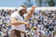 Zweiter Bergkranzfestsieg der Karriere: .Benji von Ah. (Bild: Urs Flüeler/Keystone (Rigi Staffel, 14. Juli 2019))