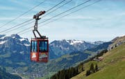 Seit 40 Jahren ist die Fürenalpbahn unterwegs. Die heutige Bahn ersetzte im Jahr 1979 die alte Pendelbahn, die in erster Linie privat genutzt worden war. Bild: PD