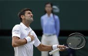 Siegerjubel: Novak Djokovic. (Bild: Ben Curtis/AP (London, 14. Juli 2019))