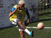 Neymar wird am Montag bei PSG zum Training erwartet (Bild: KEYSTONE/EPA EFE/FERNANDO BIZERRA JR.)