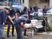 Die italienische Polizei hat bei Durchsuchungen bei Rechtsextremen in mehreren Städten im Norden des Landes unter anderem eine Lenkrakete für den Luftkampf sichergestellt. (Bild: KEYSTONE/EPA ANSA/TINO ROMANO)