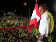 Wurde nach seiner Flucht in den USA festgenommen: der in Peru wegen Korruption angeklagte Ex-Präsident Alejandro Toledo. (Bild: KEYSTONE/AP/MARTIN MEJIA)