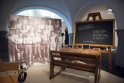 Die Wanderausstellung "Verdingkinder reden. Fremdplatzierungen gestern und heute" bot vor einigen Jahren einen Einblick in den Alltag der Betroffenen. (Bild: Urs Jaudas)