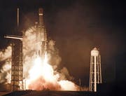 Eine SpaceX Falcon-Rakete startet am 25. Juni 2019. (Bild: AP Photo/John Raoux)