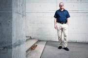 Gefängnisseelsorger Stefan Gasser-Kehl ausserhalb seines Arbeitsplatzes in der Stadt Zug, der Strafanstalt an der Aa. (Bild: Stefan Kaiser, 11. Juli 2019)