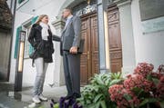 Sarah Bill und ihr Vater Rolf nach der Verhandlung vor dem Thurgauer Verwaltungsgericht in Weinfelden. (Bild: Andrea Stalder)