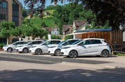 Die fünf Sponti-Cars der Gemeinden Mosnang, Wildhaus-Alt St. Johann, Neckertal, Ebnat-Kappel und Kirchberg. (Bild: PD)