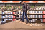 Der Absatz beim Outdoor-Schuhwerk sank letztes Jahr um 0,7 Prozent. (Bild: Keystone)
