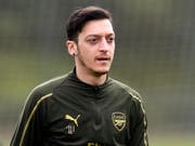 Unschönes Erlebnis in London: Mesut Özil und sein Arsenal-Teamkollege Sead Kolasinac wurden von bewaffneten Motorradfahrern bedroht (Bild: KEYSTONE/EPA/WILL OLIVER)