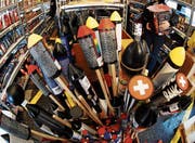 Der Verkauf von Feuerwerk ist mit strengen Auflagen verbunden.Bild: Steffen Schmidt/Key