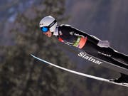Simon Ammann fehlt bei seinem Saison-Einstand noch der Rhythmus. (Bild: KEYSTONE/EPA/ANTONIO BAT)