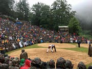 Dauerregen in der Naturarena auf dem Brünig. (Bild: Claudio Zanini (28. Juli 2019))
