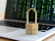 Mails, die angeblich vom Genfer Provider Protonmail kamen: Investigativjournalisten sind Ziel eines Cyberangriffs geworden. (Bild: Keystone/KPINL KPAPA)