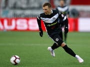 Luganos Stürmer Alexander Gerndt konnte die Null an der Anzeigetafel nicht durch die Eins ersetzen (Bild: KEYSTONE/PETER KLAUNZER)