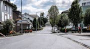 Die Weinfelderstrasse in Münchwilen ist wegen Belagsarbeiten derzeit autofrei. Künftig gilt hier eine Parkzeitbeschränkung auf zwei Stunden. (Bild: Nicola Ryser)