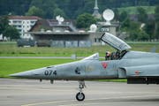 Ein Pilot sitzt in einem F5-Tiger auf dem Militärflugplatz Emmen. (Bild: Alexandra Wey/Keystone, 15. Mai 2018.