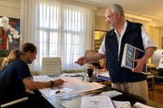 Christoph Winterhalter (rechts) beim Unterrichten. (Bild: PD)