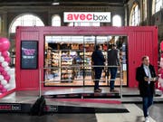 Valora will keine Franchisenehmer von Avec-Filialen mehr. Hier ein provisorischer Laden von «avec box». (Bild: KEYSTONE/WALTER BIERI)
