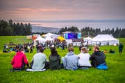 Deutlich kleiner als das Open Air Frauenfeld, dafür die deutlich schönere Aussicht: Am Sur le Lac in Eggersriet. (Bild: Urs Bucher)