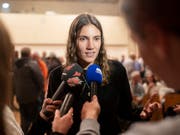 Noch nicht reif für die Politik: Topmodel Tamy Glauser zieht ihre Kandidatur zurück. Sie hatte behauptet, Veganerblut könne Krebs heilen. (Bild: KEYSTONE/ENNIO LEANZA)