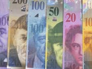 Der Berner Gemeinderat will bei der Parteienfinanzierung genauer hinschauen: Wo fliesst wieviel hin? (Bild: Keystone/GAETAN BALLY)