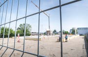 Noch ist von der in Bau stehenden Waschanlage nicht allzu viel zu sehen. (Bild: Andrea Stalder)