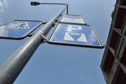 30 Minuten gratis parkieren: Das Wiler Stadtparlament lehnt Benjamin Büssers Motion klar ab. (Bild: PD)