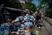 Die Wut der Römer Bürger steigt angesichts der sich türmenden Abfallsäcke. (Bild: Antonio Masiello/Getty; 2. Juli 2019)