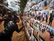 Bei dem Anschlag auf dem Gelände der Universität von Garissa im Osten Kenias kamen im April 2015 mindestens 148 Menschen ums Leben. (Bild: KEYSTONE/AP/BEN CURTIS)