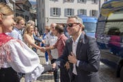 Bundesrat Ignazio Cassis bei der Ankunft vor dem Regierungsgebäude in Altdorf anlässlich der Bundesratsreise. (Bild: KEYSTONE/Urs Flüeler, 4. Juli 2019)