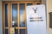 Im Restaurant Hirschen kehren momentan keine Gäste ein.