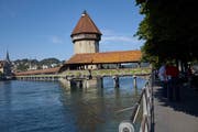 Die Kapellbrücke. (Bild: Jakob Ineichen, Luzern, 6. Juli 2017)