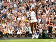 Die erst 15-jährige Cori Gauff wehrte gegen Polona Hercog zwei Matchbälle ab und steht bei ihrem Grand-Slam-Debüt gleich in den Achtelfinals (Bild: KEYSTONE/EPA/ANDY RAIN)