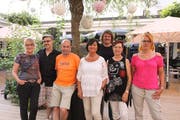 Die beiden neuen Vorstandsmitglieder Gianni Ceraolo (2. von links) und Ursi Wildhaber (2. von rechts) mit den neuen Mitgliedern (von links) Karin Zingg, Roland Steiger, Corinne Pozzan, Meinrad Keel und Nicoletta Ceraolo. (Bild: pd)