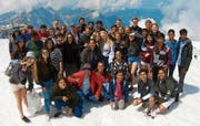 Strahlende Gesichter beim gemeinsamen Ausflug auf den Titlis. (Bild: PD)