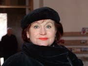 Die deutsche Schauspielerin und Theaterregisseurin Lis Verhoeven ist mit 88 Jahren gestorben. In der Schweiz machte sie sich vor allem mit Rollen in Fernsehserien wie «Derrick», «Der Bulle von Tölz» oder «Schwarzwaldklinik» einen Namen. (Bild: Keystone/DPA/URSULA DÜREN)