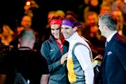 Roger Federer und Rafael Nadal bestreiten das «Match for Africa 6». (Bild: Keystone)