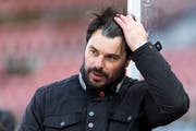 Trainer Ciriaco Sforza durfte mit dem dritten Testspiel des FC Wil zufrieden sein. Gleichwohl kassierte seine Mannschaft gegen das unterklassige Brühl vier Gegentreffer. (Bild: Laurent Gilliéron/KEY)