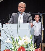 «Atmosphärische Störung» nannte Bundesrat Ueli Maurer (hinten) später, was Landammann Alfred Bossard am Freitag kritisierte: die Uneinigkeit in Bern in Sachen Pilatus. (Bild: Christian H. Hildebrand, Stans, 4. Juli 2019)